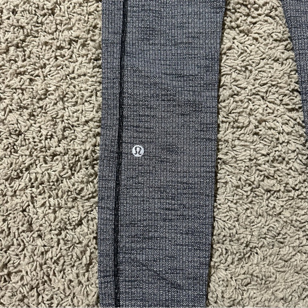 $108 NWT Lululemon Women's Gray Speed Up MR Tight 28” Luxtreme Jacquard Size 4 - Picture 8 of 9
